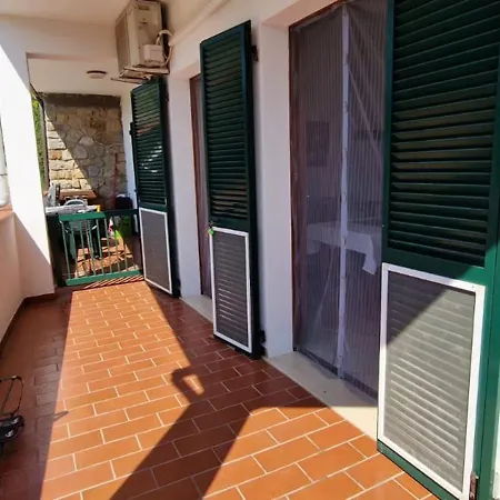 Per 4 Persone A 600 Mt Dal Mare *