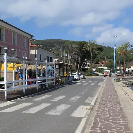 شقة Per 4 Persone A 600 Mt Dal Mare كافو